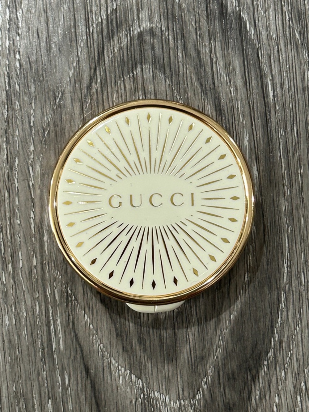 Gucci Cream and Gold Compact Blush
